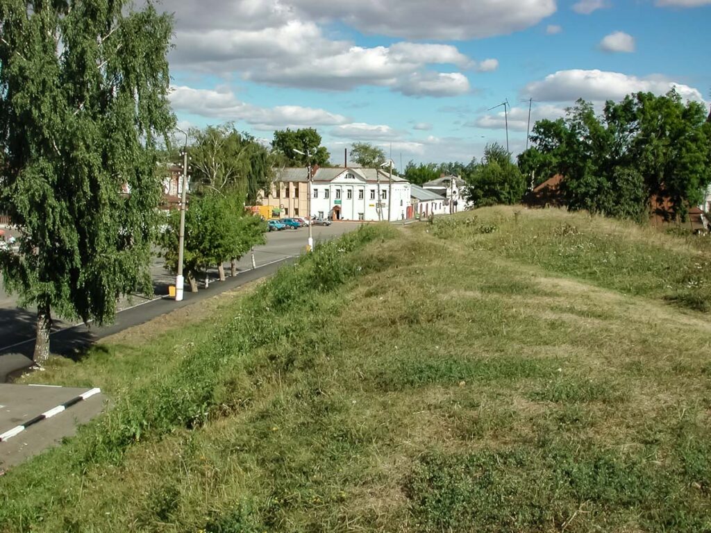 Юрьев-Польской достопримечательности фото и описание – остатки крепостного вала
